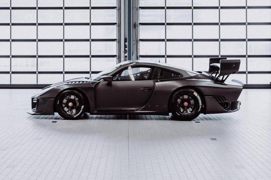  Porsche 935 Carbon Edition 2019 года  (фото 4 из 6)